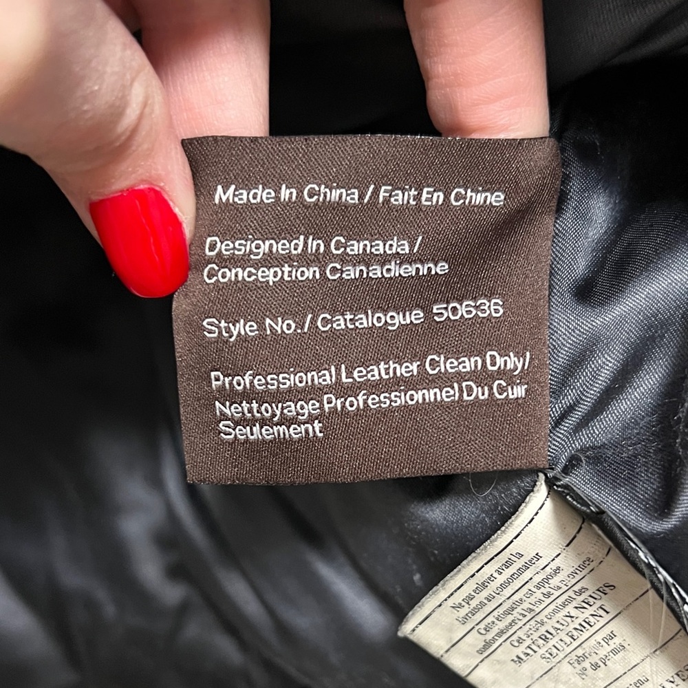 Danier Women's Midnight Black Leather Jacket - Picture 3 of 7